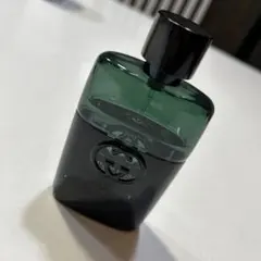 GUCCI GUILTY BLACK プールオム オードトワレ 50mlのサムネイル