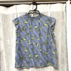 【美品】アースミュージックアンドエコロジー花柄ブラウスM ブルー