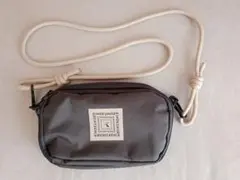 紀伊國屋　KINOKUNIYA お財布ショルダーバッグ