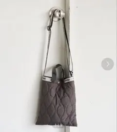 フリークスストア　テープ キルティング ショルダーバッグ グレーのサムネイル