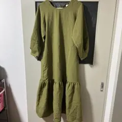 ワンピース カーキ