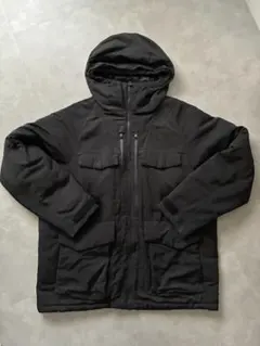 UNIQLO ホワイトマウテニアリング ハイブリッドダウン オーバーサイズパーカ