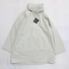 新品　UNIQLO ブロックテックハーフコートMサイズ　白　撥水　レインコート