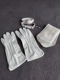 ウエディング　新郎　グローブ　カフス　スカーフ　アームバンド　結婚式　手袋