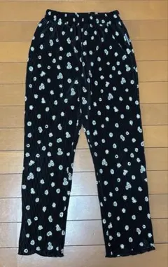 リブパンツ　花柄　140