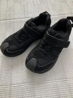 イフミー　ブラック　スニーカー　18センチ