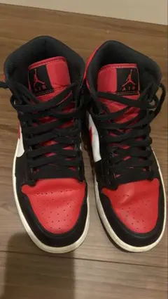 ジョーダン1 スニーカー