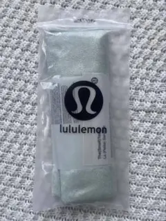 Lululemon HOT YOGA STUDIO ヨガタオル×2のサムネイル