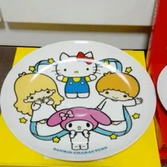 ハローキティ　サンリオ　お皿　ローソン