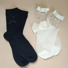 リボン付き黒ソックス　シースルーアイボリーソックス　2足セット　GU