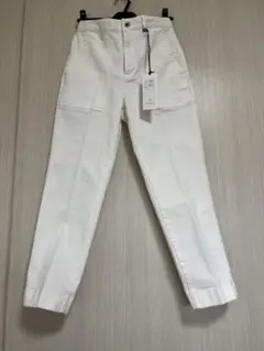 Item thumbnail for item e6559f84-17ba-4bba-bccc-30cdb3494833