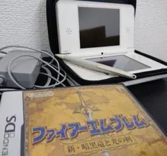 B 【すぐ遊べるセット】 動作確認済 ソフト付 ニンテンドーDS i LL 本体
