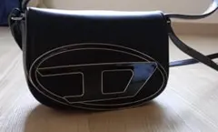 ブラック ハンドバッグ