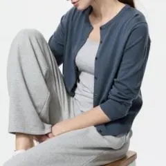 【新品】ユニクロ　メリノクルーネックカーディガン　ブルー　Sサイズ　送料込み