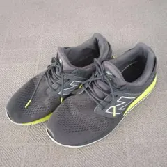 New Balance ランニングシューズ グレー/イエロー　27センチ