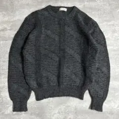 ニット　セーター　短丈　毛80% 日本製　チャコールグレー　ストライプ
