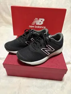 New Balance スニーカー　2E 幅広