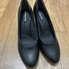 新品　marie claire bis パンプス ブラック 25.0cmのサムネイル