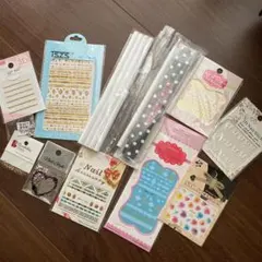 ＊最終お値下げ中＊【新品】ネイルシール&ストーンまとめ売り♪