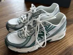 ニューバランス　U740GR2 24.5cm グリーン