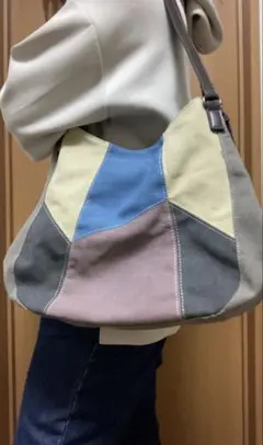 肩掛けバッグ