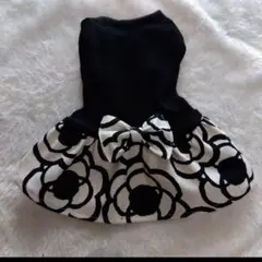 犬服黒ニットカメリアワンピース