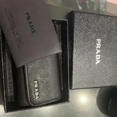 PRADA サフィアーノレザー ブラックキーケース