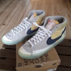 美品 NIKE BLAZER MID ナイキ ブレザー