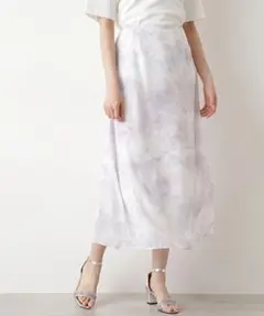 新品　未使用　natural beauty basic  スカート