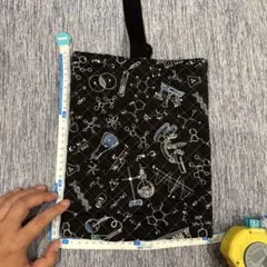 과학적인 디자인의 신발 가방 약 30cm x 20cm