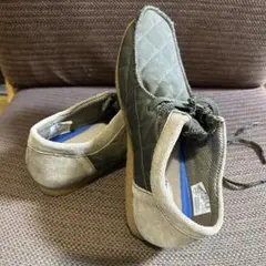 Clarks オリーブグリーン カジュアルシューズ