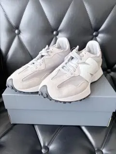 美品 ニューバランス new balance MS327WP 28.5㎝ 白系 - メルカリ