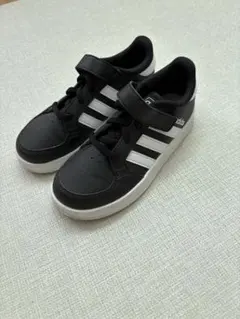 adidas ブラック/ホワイト スニーカー　19.0