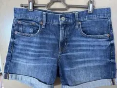 デニムブルー ロールアップショートパンツ