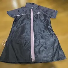 new balance 半袖ウインドブレーカー黒/ピンク