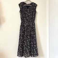 ♡美品♡リランドチュール　小花柄ワンピース　ネイビー