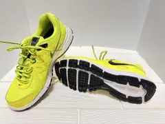 Nike レボリューション2 ランニングシューズ ネオンイエロー