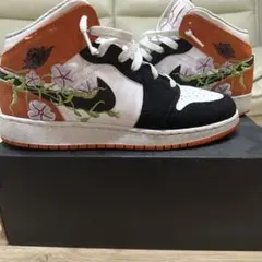 NIKE AIR JORDAN スニーカー 刺繍デザイン