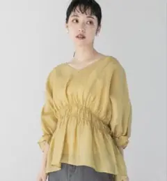 美品 ローリーズファーム ウエストシャーリング Vネックシャツブラウスイエロー春