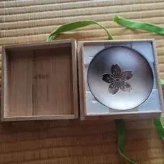 蒔絵調 コンパクトミラー 木箱入り - メルカリ