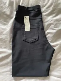 新品タグ付き カジュアルパンツ接触冷感