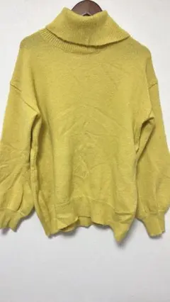 オーバーサイズタートルネック