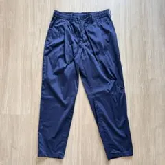 【美品】JOSEPH ジョゼフ テーパードパンツ ブラック ナイロンのサムネイル