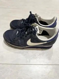 NIKE スニーカー レディース 23.5 ネイビー 725066-402 美品