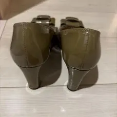 FLAG-j verda エナメル パンプス カーキ 23cm