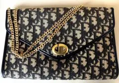 Item thumbnail for item 30abbb99-2151-4fdb-b69c-86f664a67224