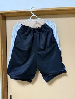 NIKE BASKETBALL バスパン　M 黒白青ライン