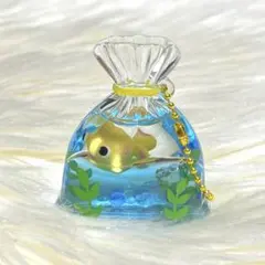 金魚　オイルキーホルダー　オイルチャーム　キーホルダー　黄色　出目金のサムネイル