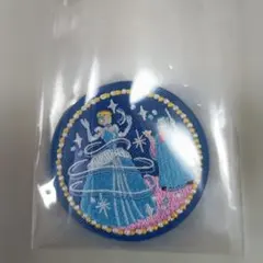 ディズニー刺繍缶バッチ　シンデレラ
