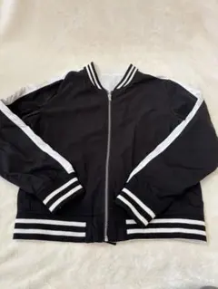 ブラック/ホワイト リバーシブルジャンパー